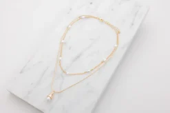 Halskæde med perler - guld