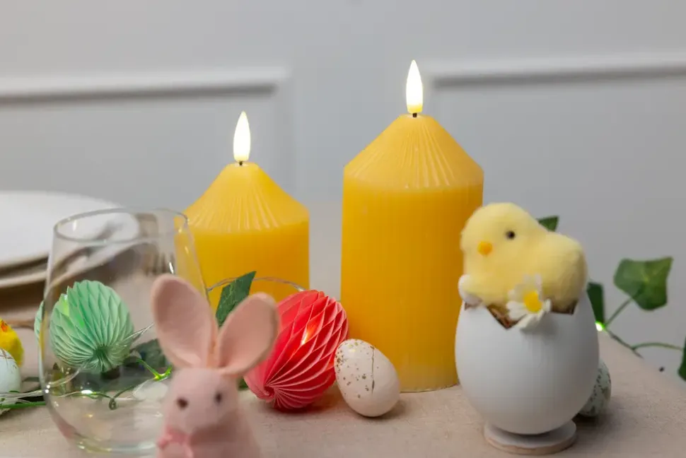 LED-vokslys 2-pak - påskegul