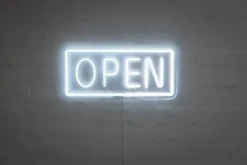 Neonskilt OPEN 6W